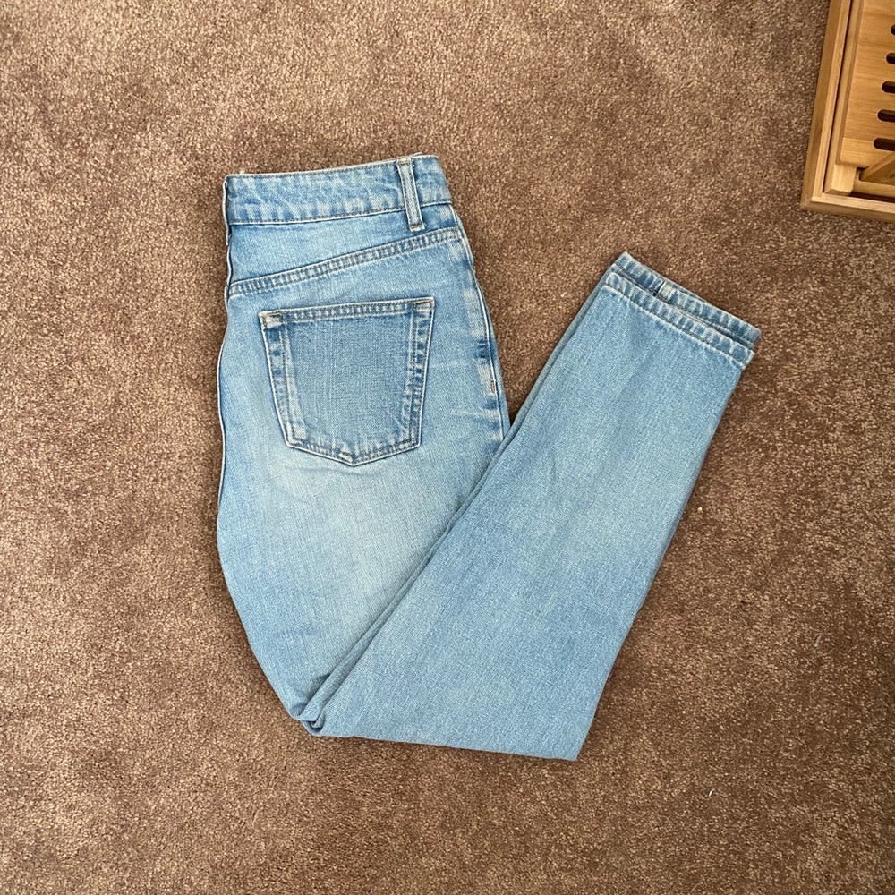 TOPSHOP mom jeans